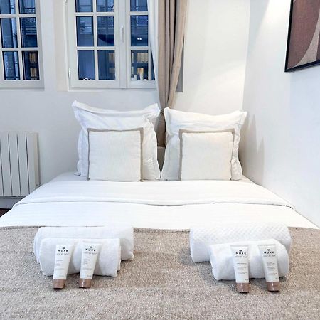 Stylish Studio In Le Marais Paris Exterior photo